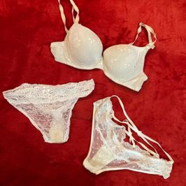 Set of a bra and a pair of panties