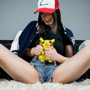 Ash Ketchum photoset