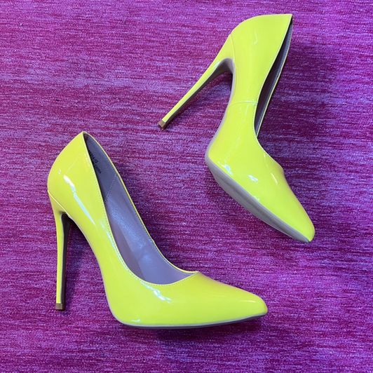 bright yellow stiletto pumps size 8
