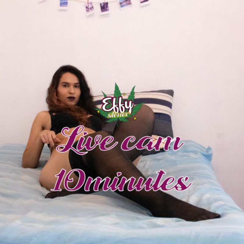 10 minutes Live cam show