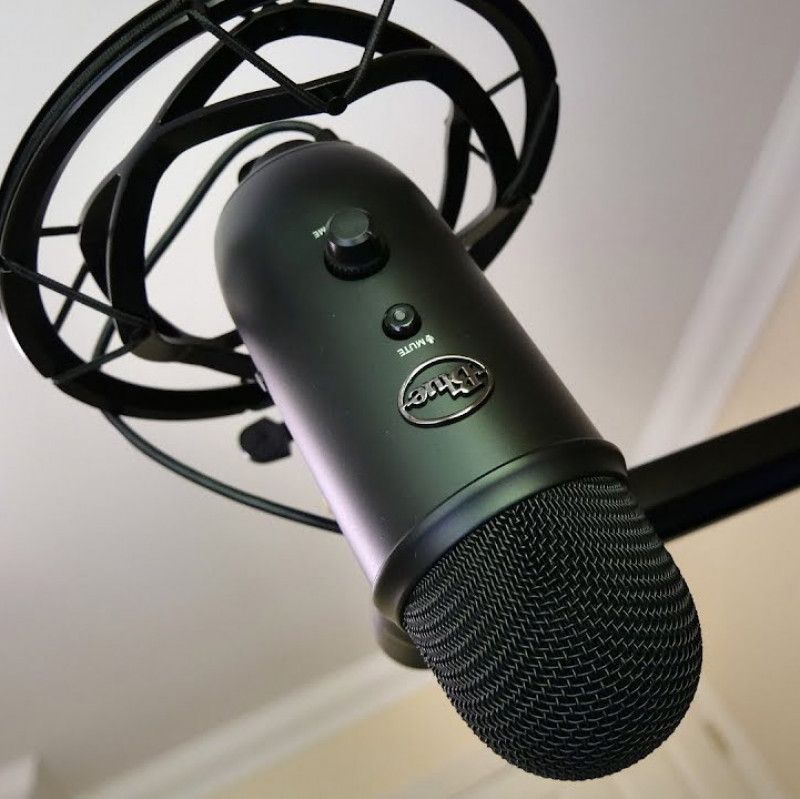 TRANSMISSION MICROPHONE