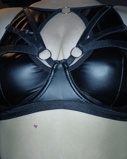 Latex Bra and Skirt Photo Set