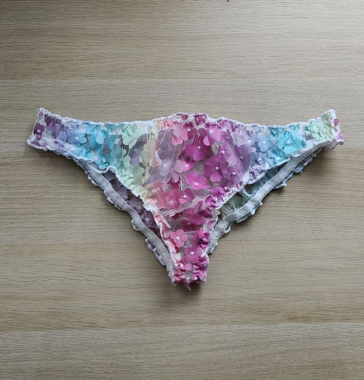 Mesh floral ruffled panties