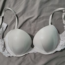 White shiny lace VS bra