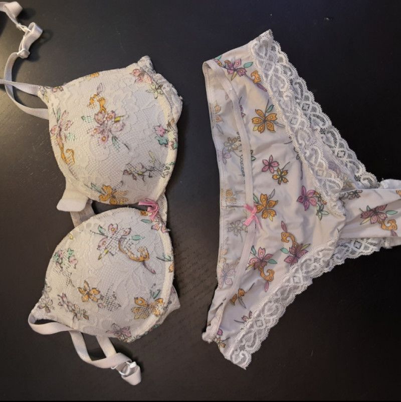 Bra and panty set