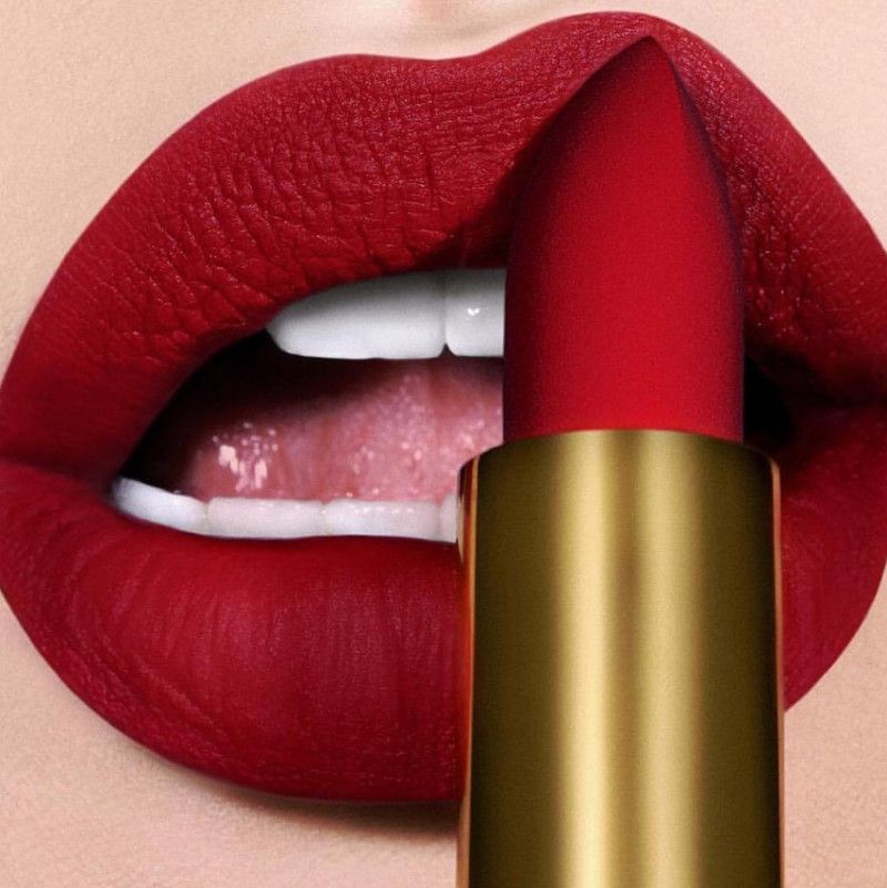 Treat me a new lipstick !