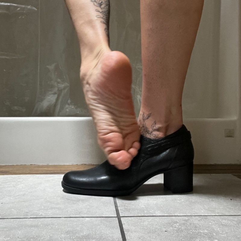 Smelly worn out leather heels