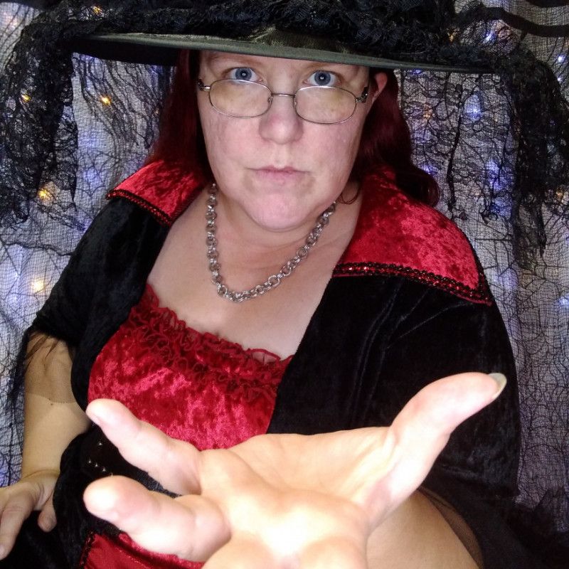 Halloween 2021: Witch Photo Set