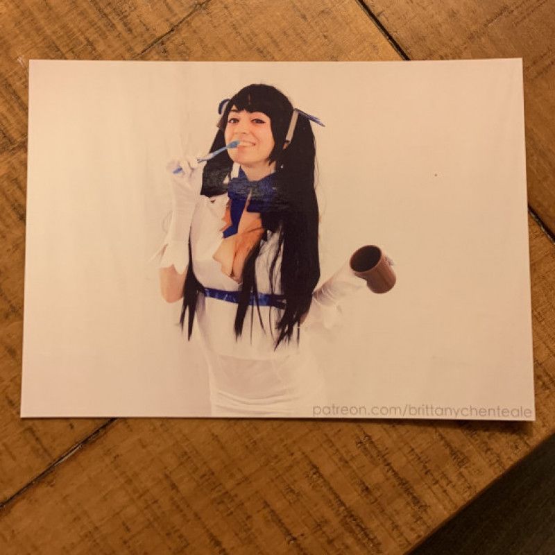 Hestia Cosplay Toothbrushing Print