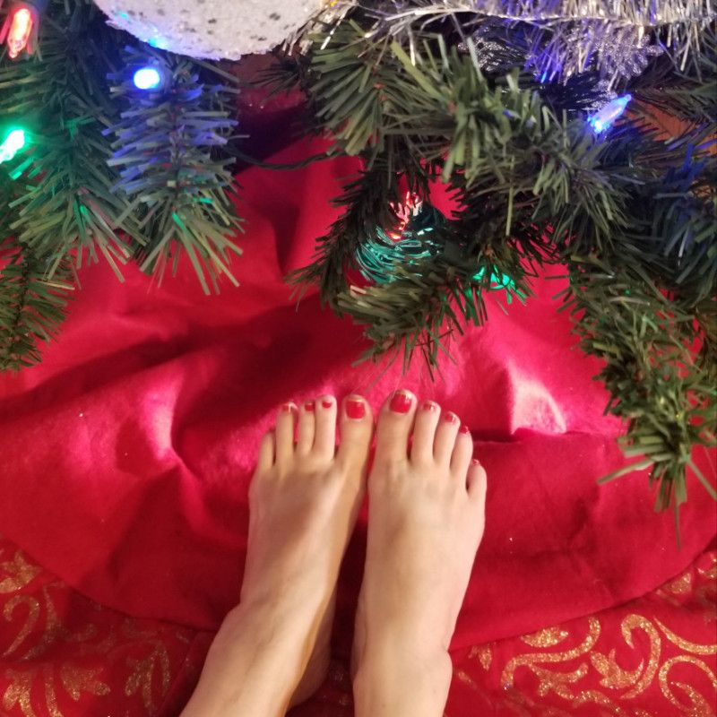 Christmas feet