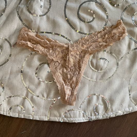 Nude VS Lacey Thong