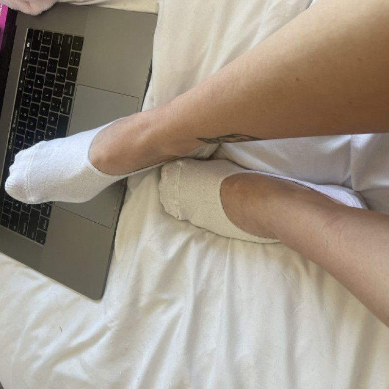 White No Show Socks