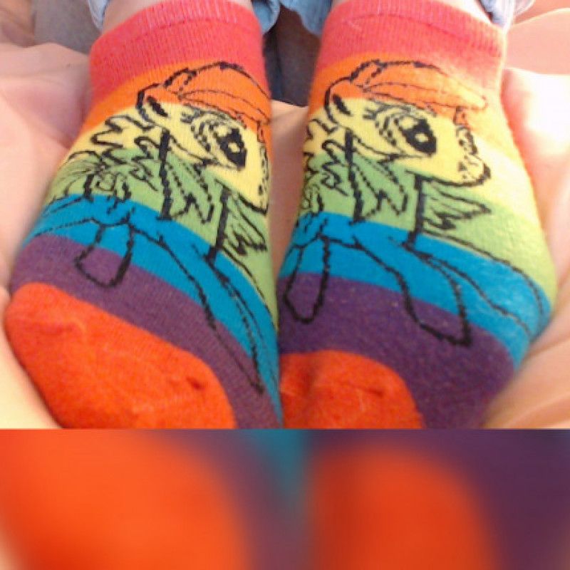 Rainbow Dash Socks