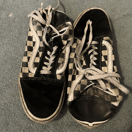 Used sneaker shoes