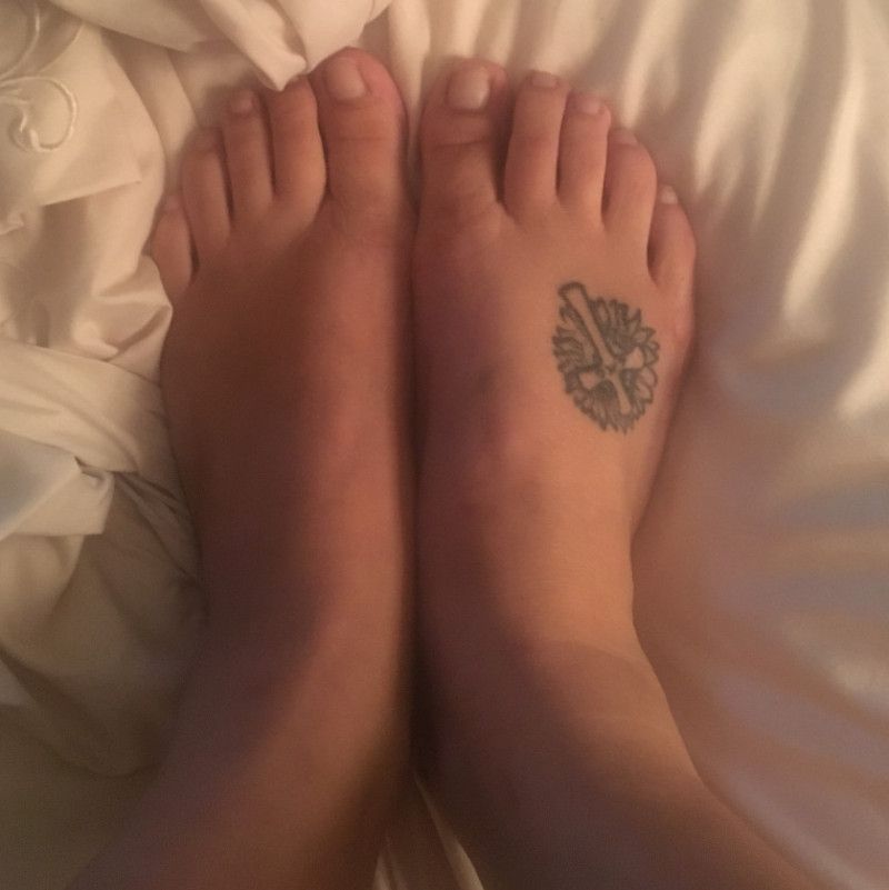 Feet photo set