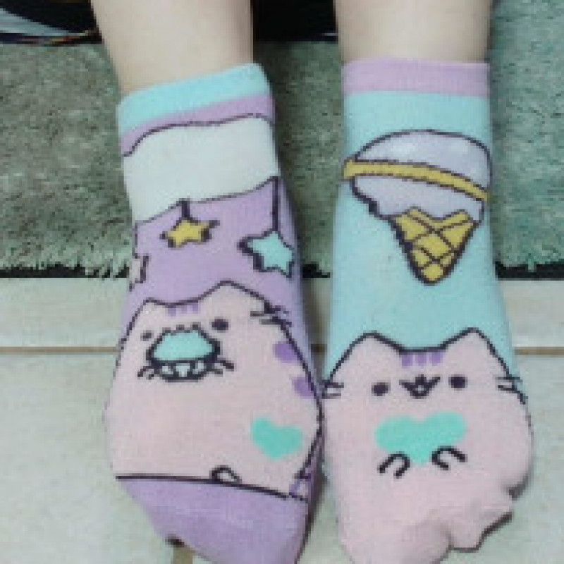 Mismatched Pusheen Dessert Socks!!!