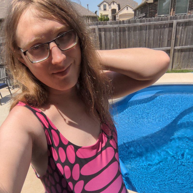 Pool slut photoset and vid bundle