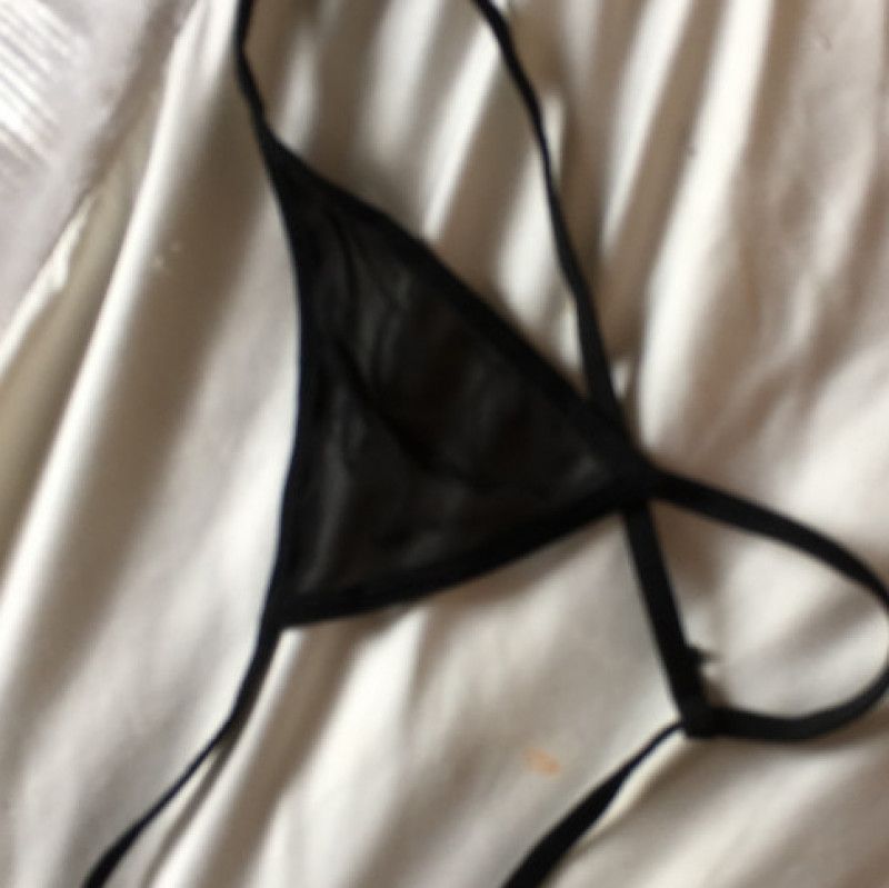 Black Gstring