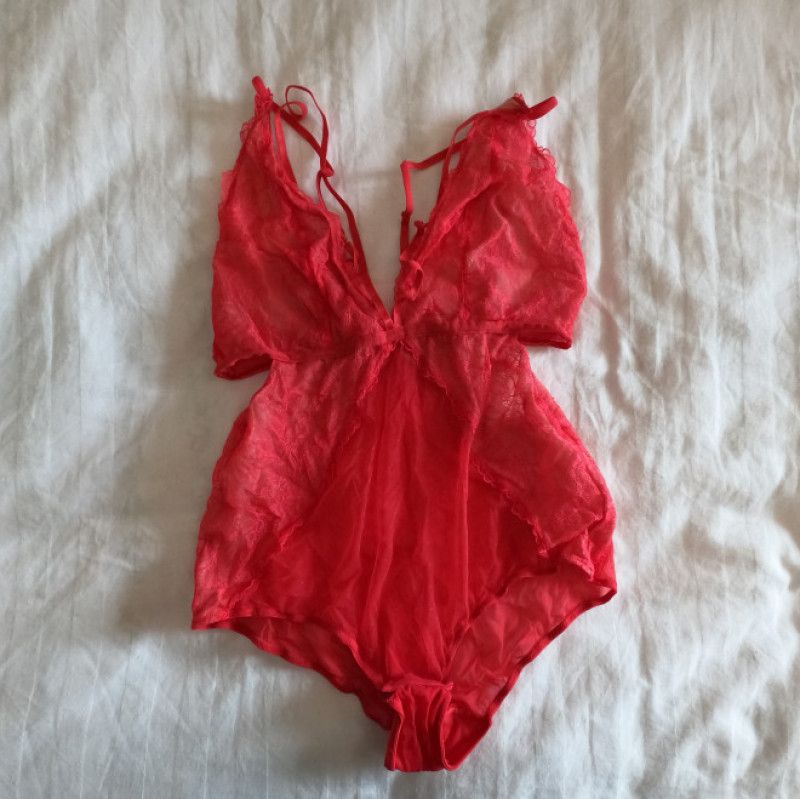 Red Lace Lingre