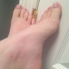 Pretty feet from juicygirl