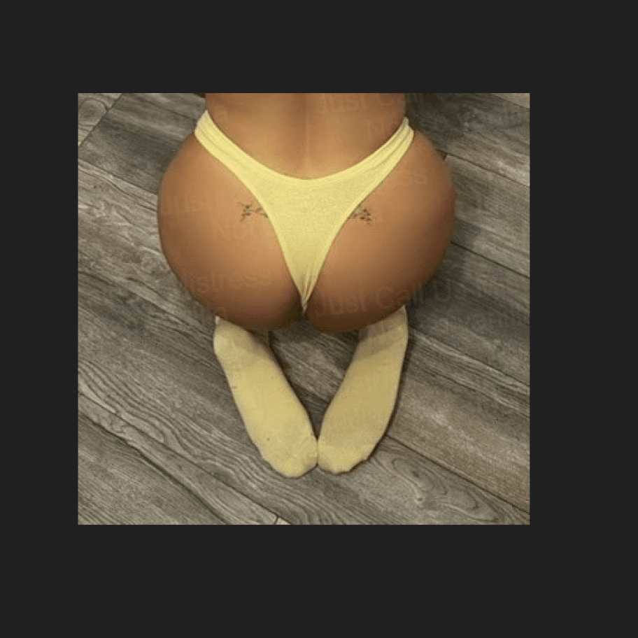 WORN YELLOW THONGS UK SIZE 10