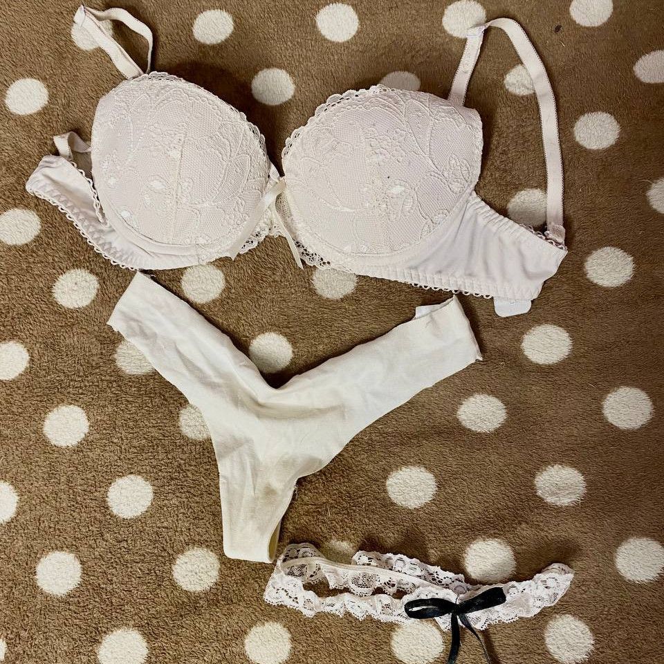 White lingerie set with pendant