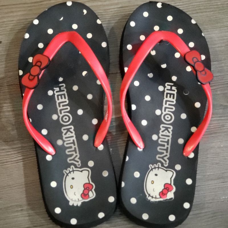 Dirty Hello Kitty Flip Flops