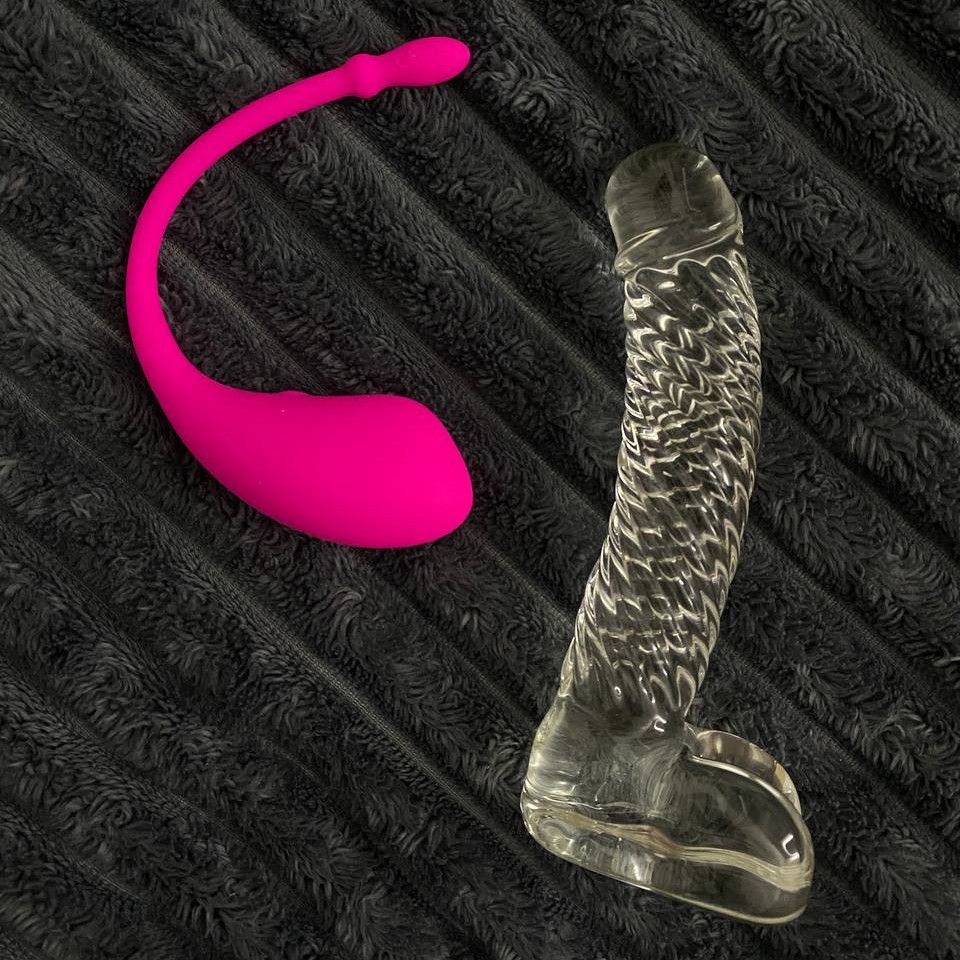 Vibrator and dildo for custom