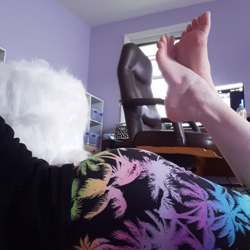 Custom Foot Lovers Photo Set and Video