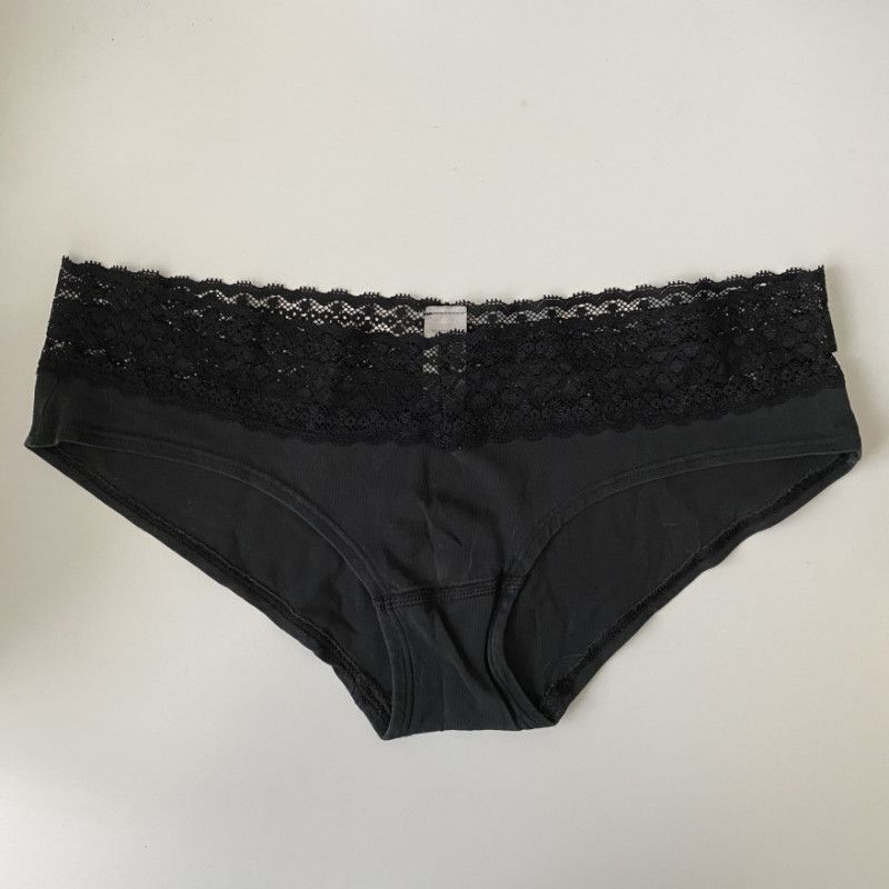 VS Black Low Rise Hip hugger Panties