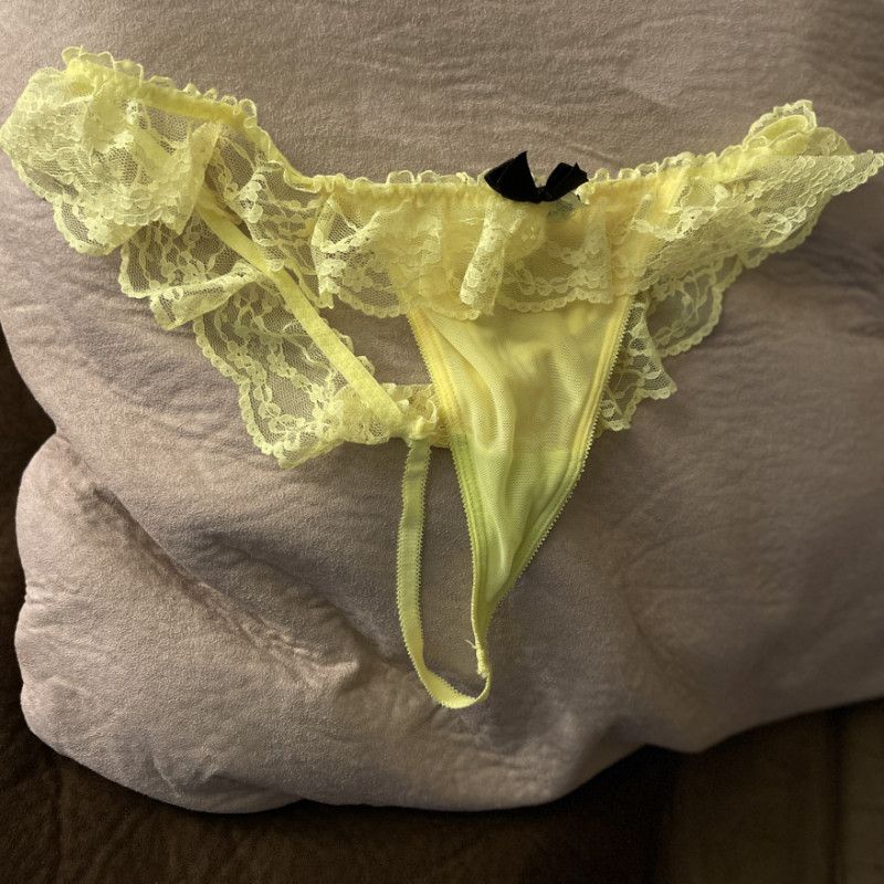 Yellow lace frilly gstring