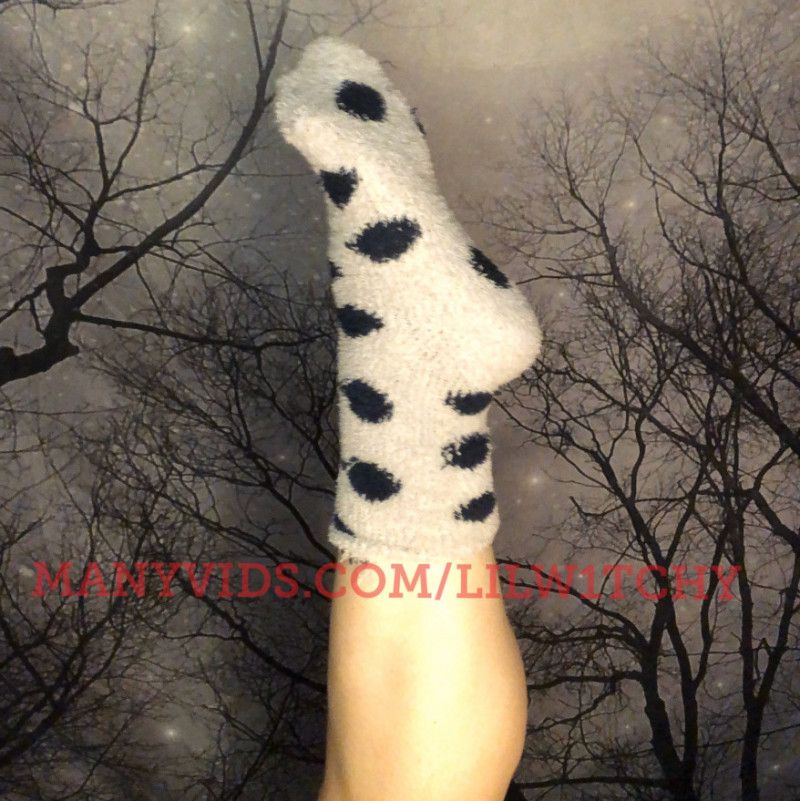 Polka Dot fuzzy socks