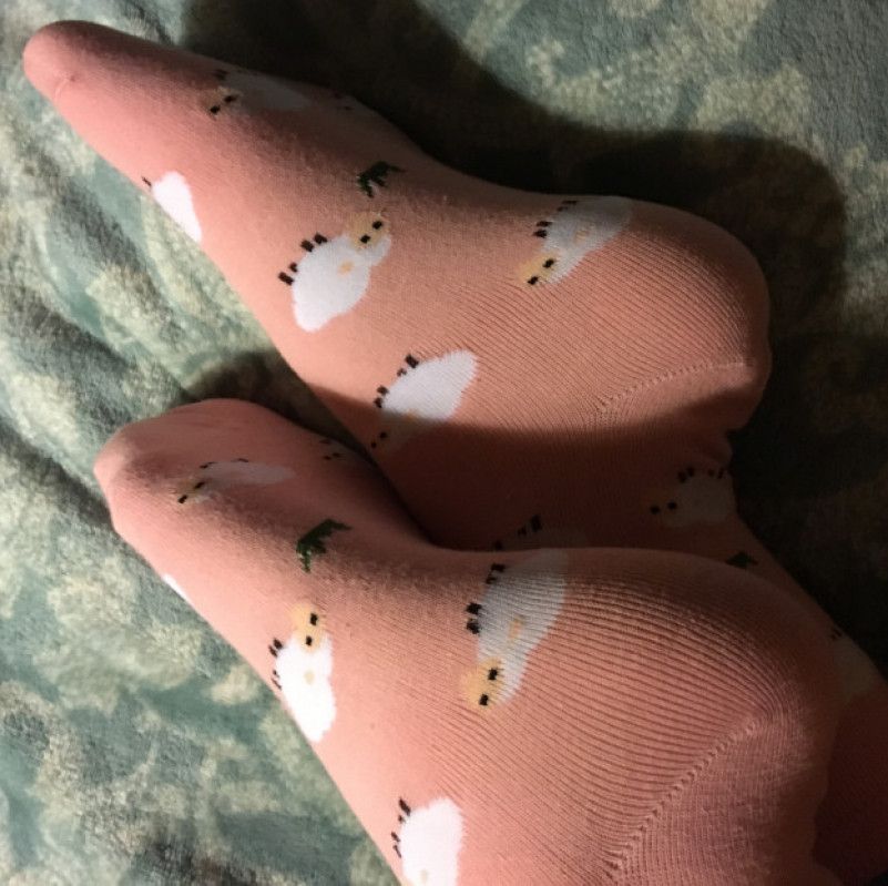 Lambykinsxo socks