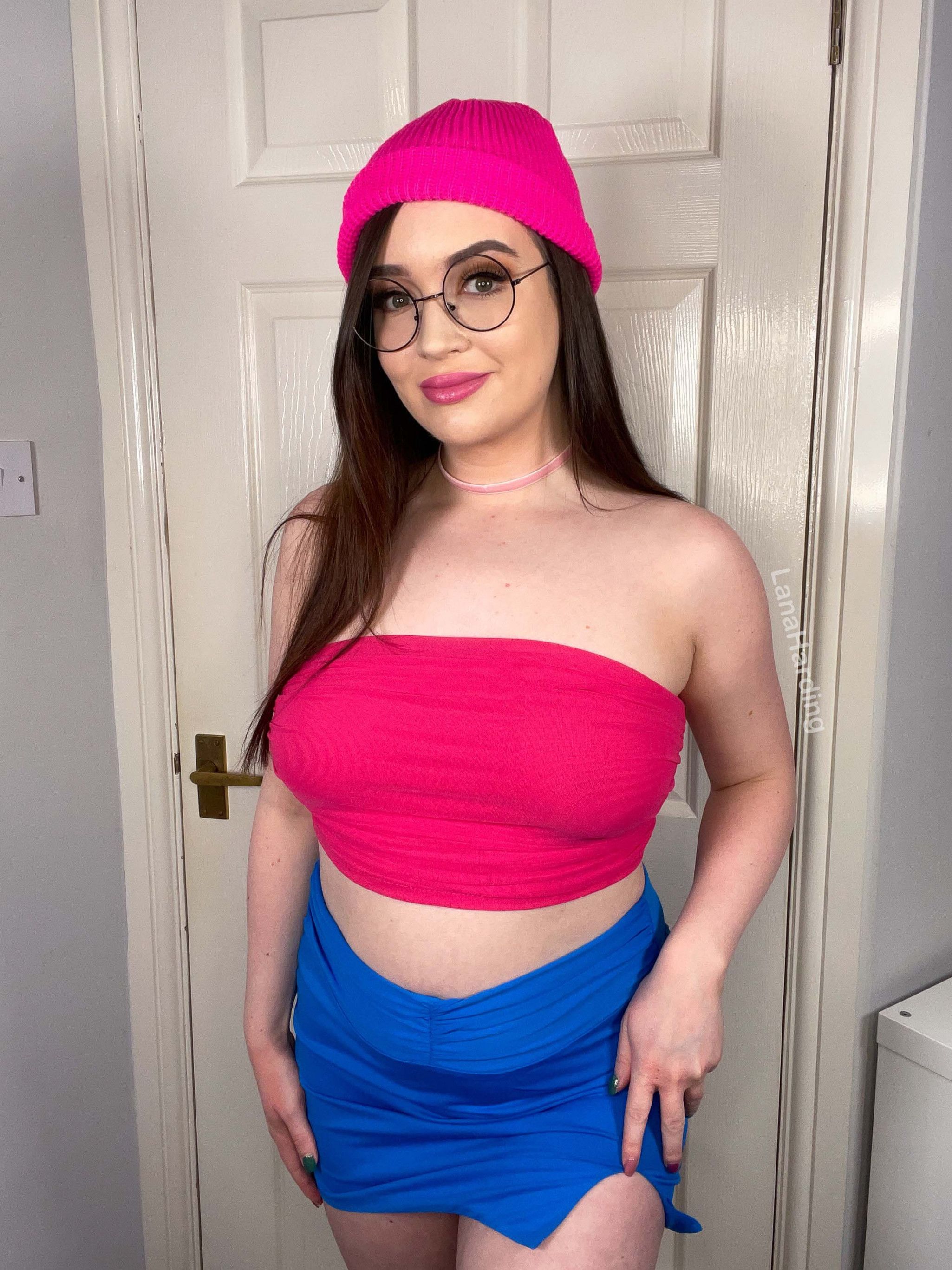 Meg Griffin Family Guy Cosplay Strip Tease Photoset