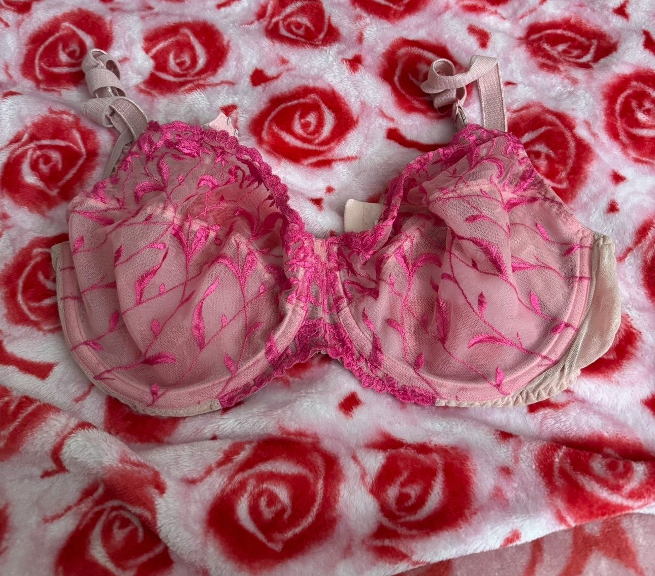 Victorias Secret pink bra 36 DD