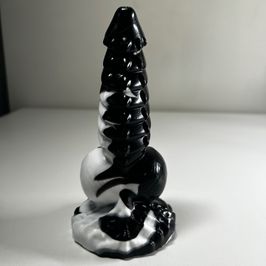 Dovah Extra Small Used Dildo