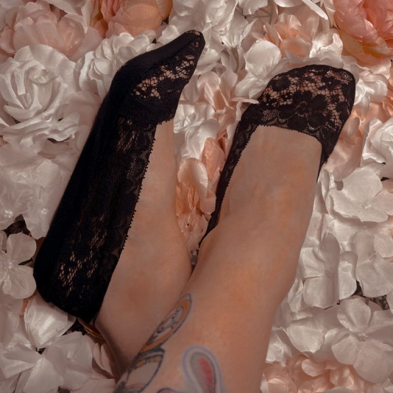 Black lace footsie sicks