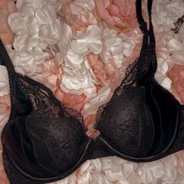 Black EXTREMELY WORN bra