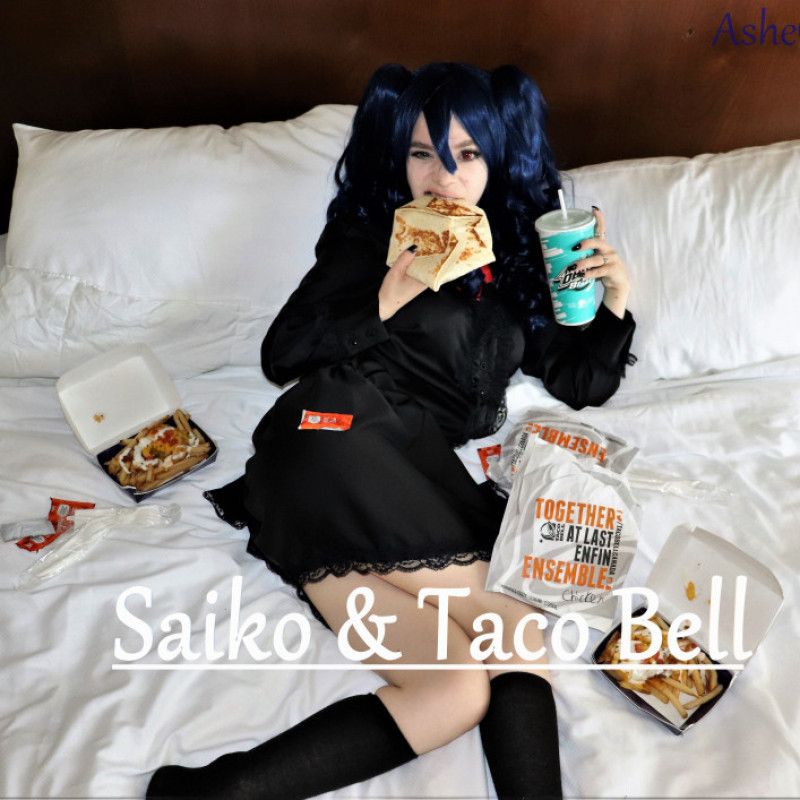 Saiko Eats Taco Bell