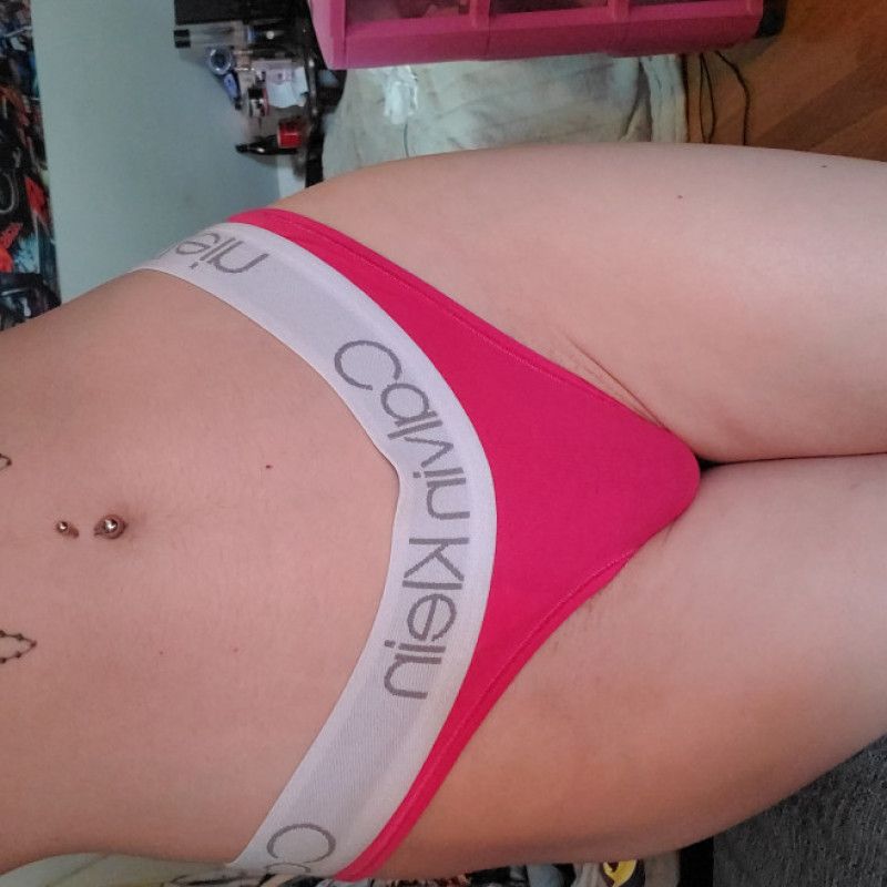 Calvin Klein Magenta Thong