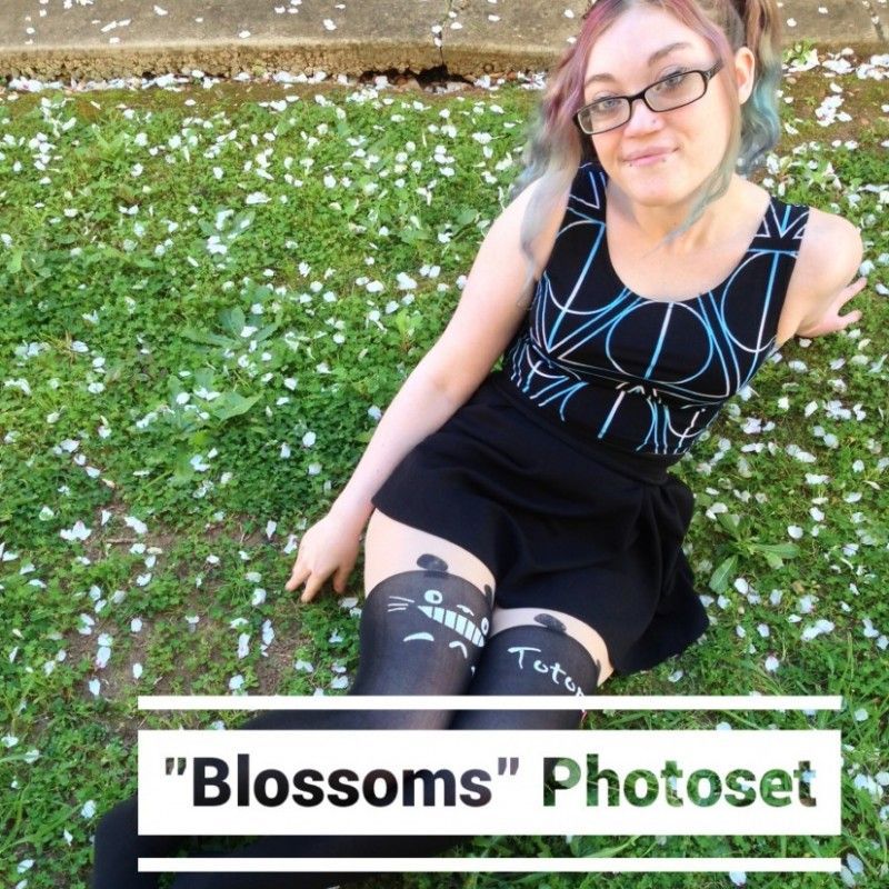 Photoset: Blossoms