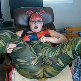 Pissy Army Leggings