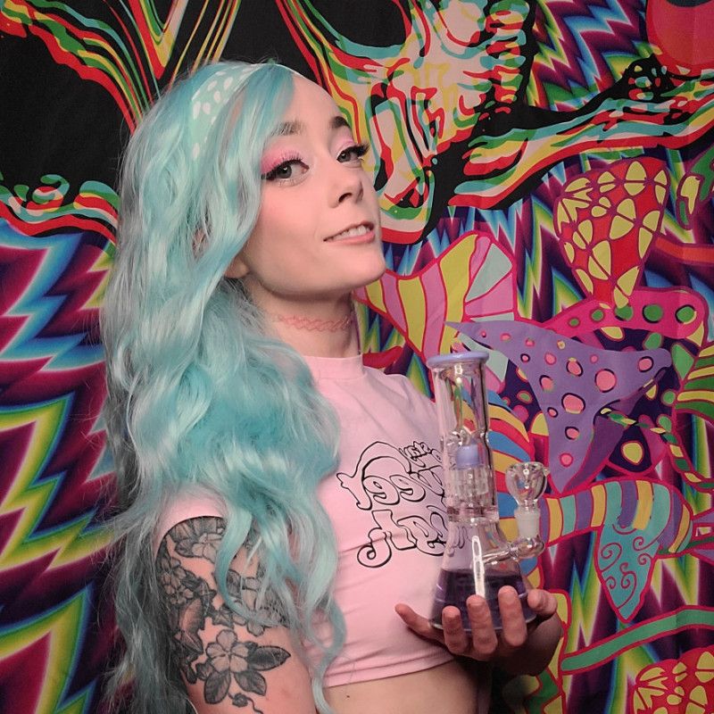 Pastel Stoner Girl Photo Set