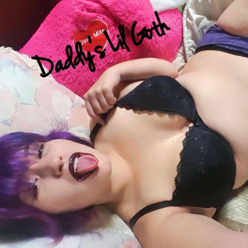 Daddys Lil Goth Photo Set