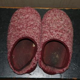 Fuzzy Burgundy House Slippers