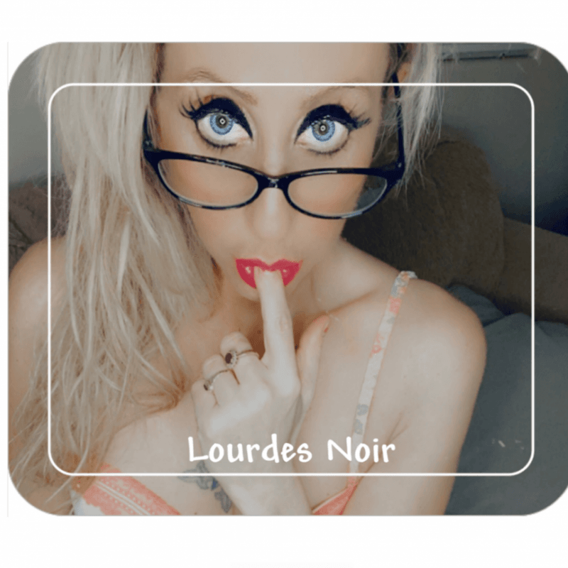 Lourdes Noir Mouse Pad