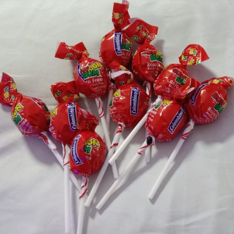 10 Lollypops in Pussyass