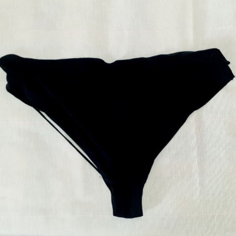 Regular black silky black panty