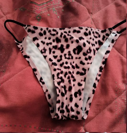 Cutest leopard pink panties