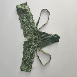 Green panty with lace